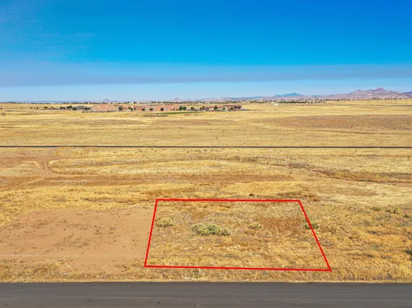 8668 E Laredo Dr, Prescott Valley, AZ 86314