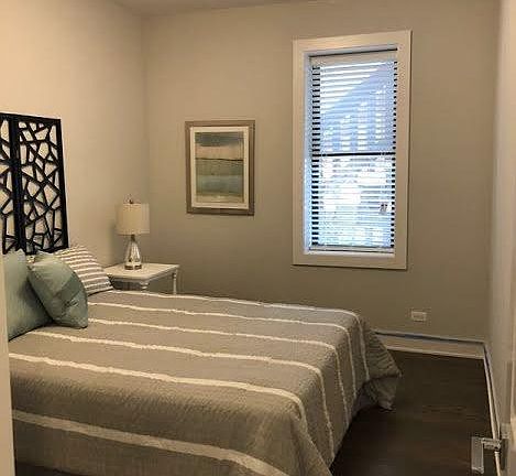 5th image of 2318 N Southport Ave #1VF