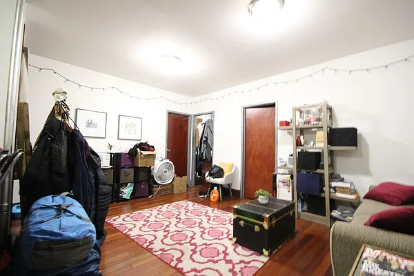 Rented by Dynamik Realty | media 6