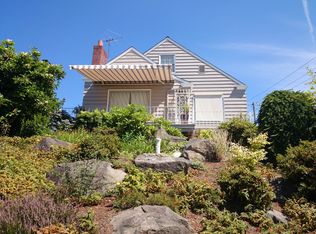 5656 36th Ave SW, Seattle, WA 98126