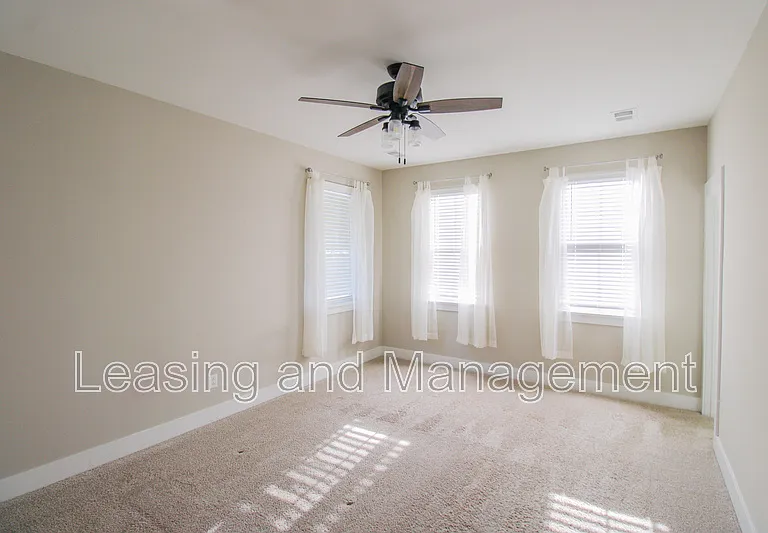286 Great Lawn Dr — Photo 18