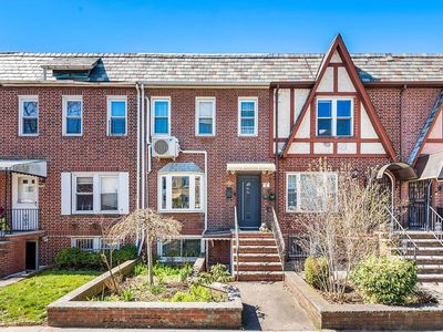 1494 E 32nd St, Brooklyn, NY, 11234