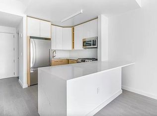 102 N End Ave #10R, New York, NY 10282