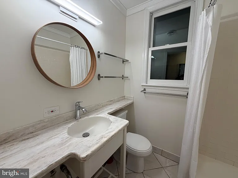 3020 Dent Pl NW #10W — Photo 10