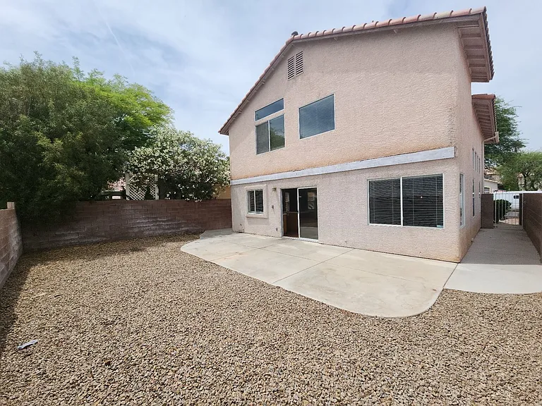 9907 Sparrow Ridge Ave — Photo 47