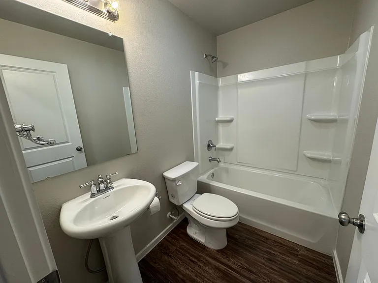 3411 Tiffin Ave — Photo 12