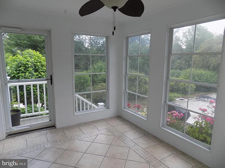 313 Glenville Rd — Photo 46