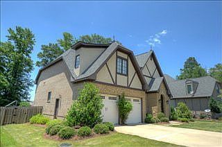2nd image of 715 Cotswold Way