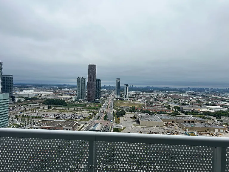 8 Interchange Way #3307 — Photo 21