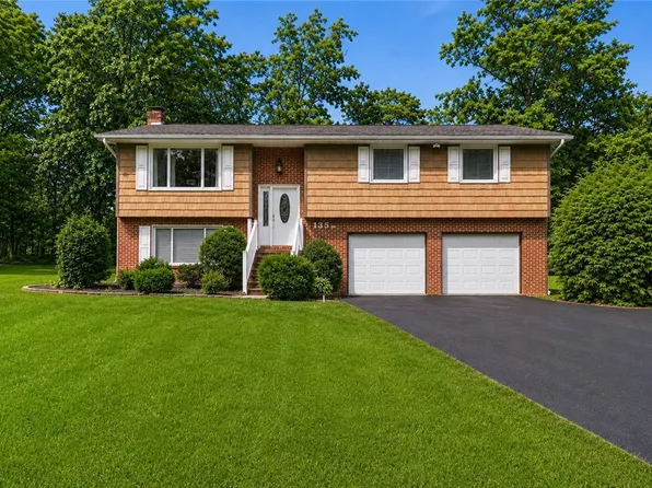 135 Carol Dr, Saxonburg, PA 16056