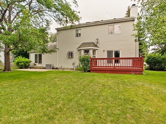 4th image of 3940 Wisteria Ct