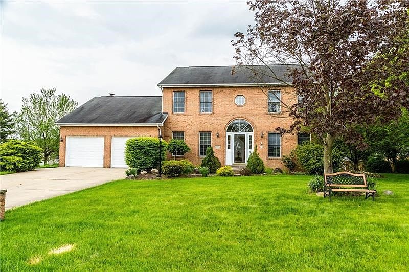 1st image of 2434 Bonnie Dell Dr