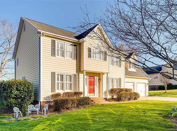 2nd image of 740 Deerfield Dr