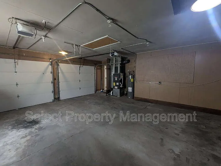 3510 Glencairn Dr — Photo 15
