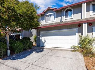 17 Regents Cir, Rohnert Park, CA 94928