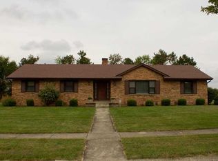 123 Country Ridge Ln, London, OH 43140