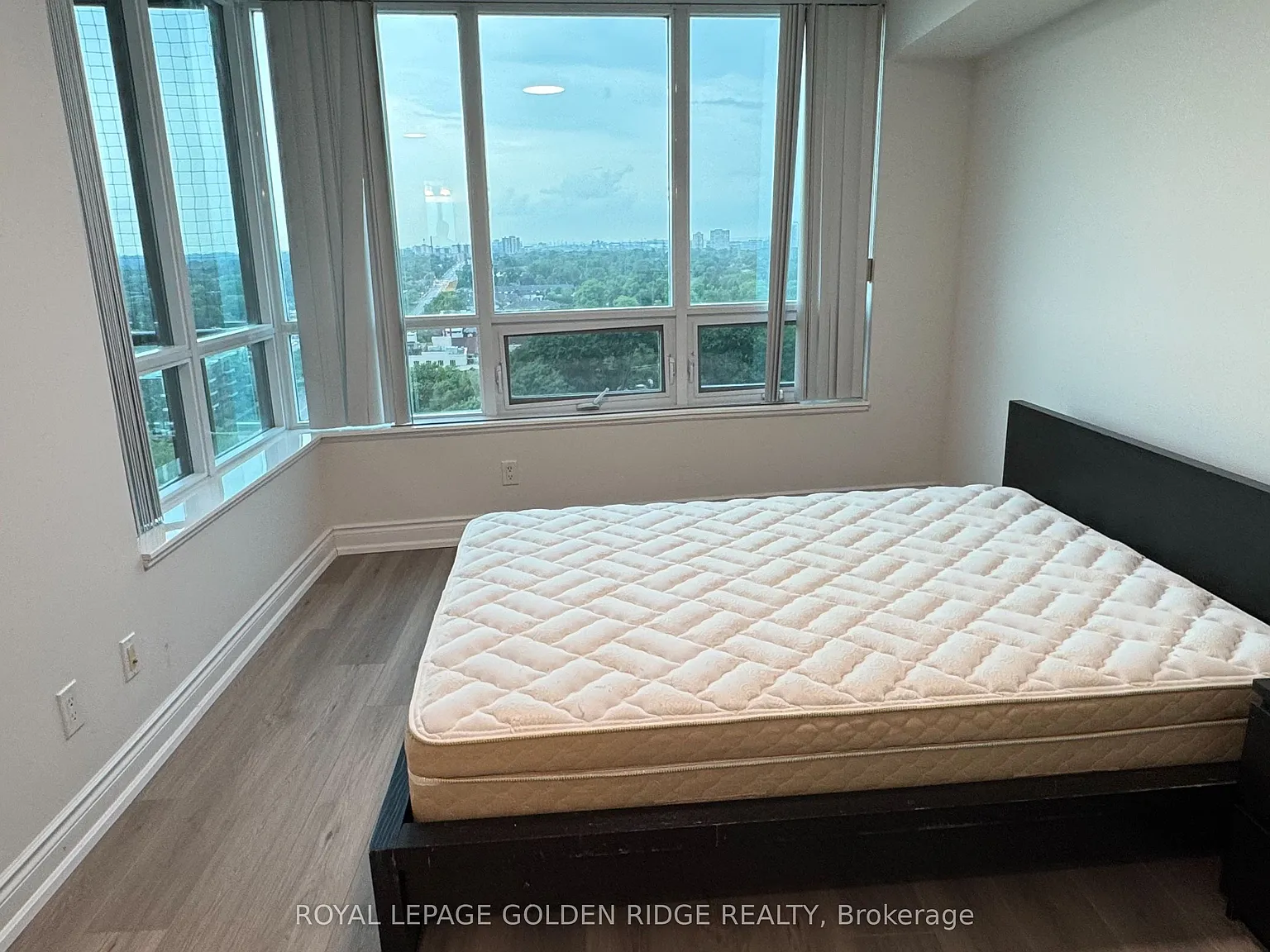 1 bed, $3,050 — Photo 3