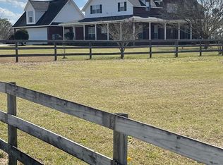 305 Waldron Rd, Douglas, GA 31535