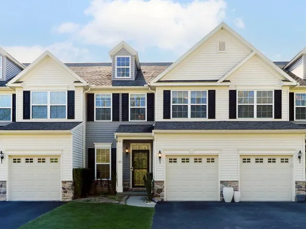 121 Kestrel Ln, Boalsburg, PA 16827