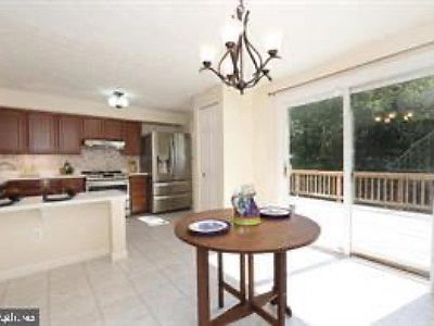 3rd image of 3622 Woodhaven Ct