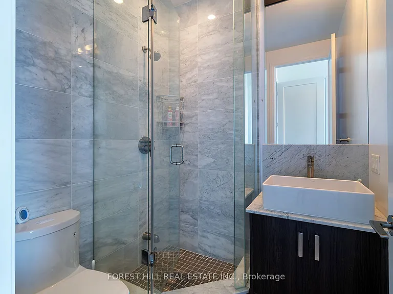101 Erskine Ave #Penthouse 12 — Photo 18