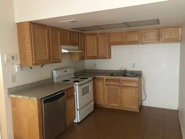 2 bed, 980 sqft, $2,150 — Photo 2