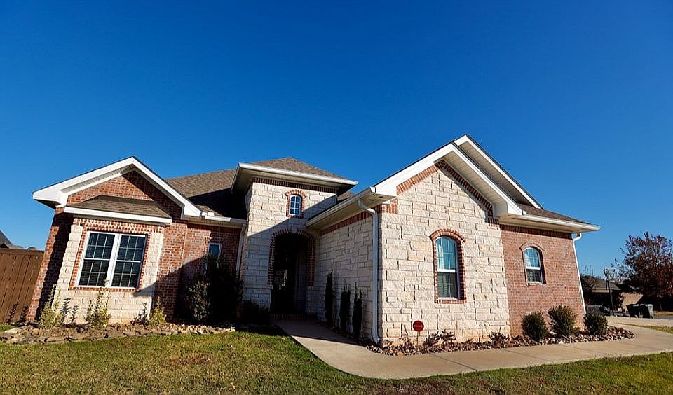 1st image of 192 Coral Dr
