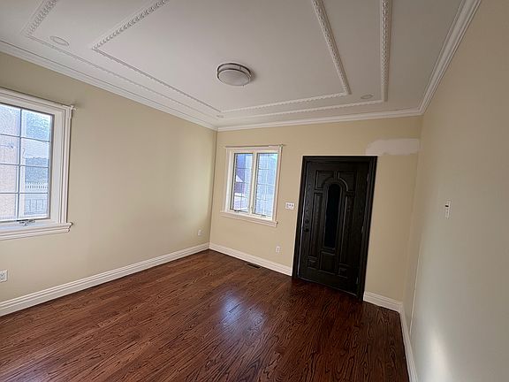 3rd image of 18914 45th Rd Floor 1