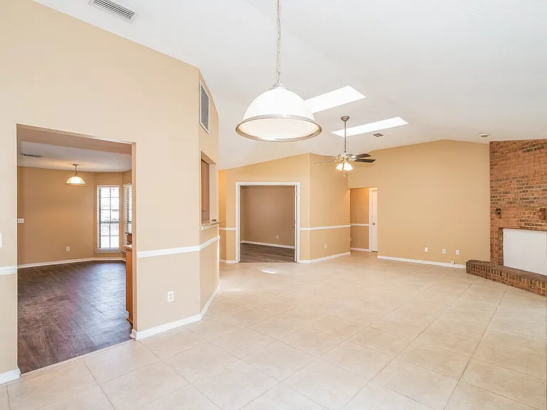 8536 Iron Mill Ct — Photo 11