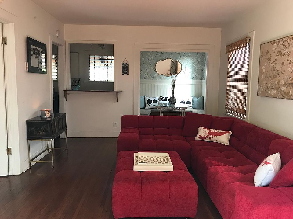 1st image of 1315 1/2 Cabrillo Ave