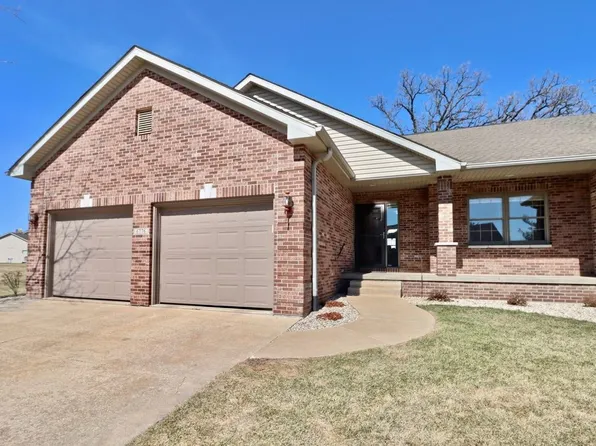 6776 White Oak Dr, South Beloit, IL 61080