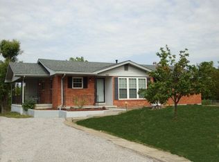 1268 S Summit Dr, Holts Summit, MO 65043