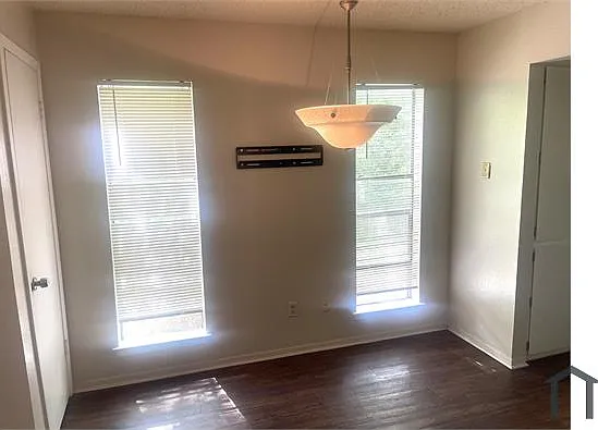 2 bed, 1015 sqft, $1,495 — Photo 2