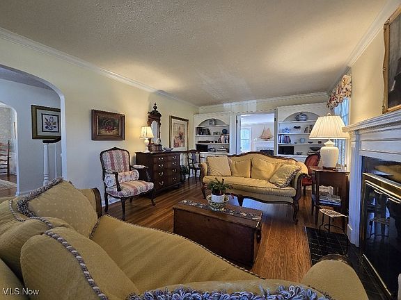 5th image of 21375 Endsley Ave