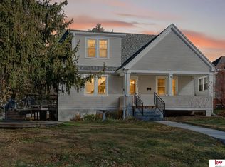 4526 Pine St, Omaha, NE 68106