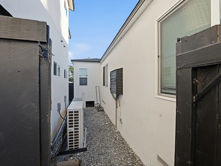 4104 F St #1 — Photo 17