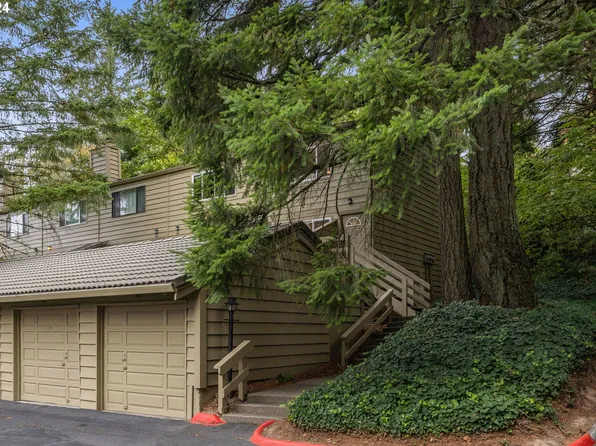 360 Cervantes Cir, Lake Oswego, OR 97035