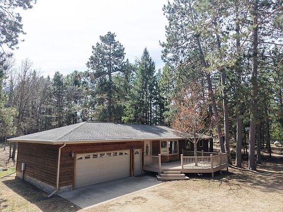 2nd image of 15169 Stocking Lake Rd