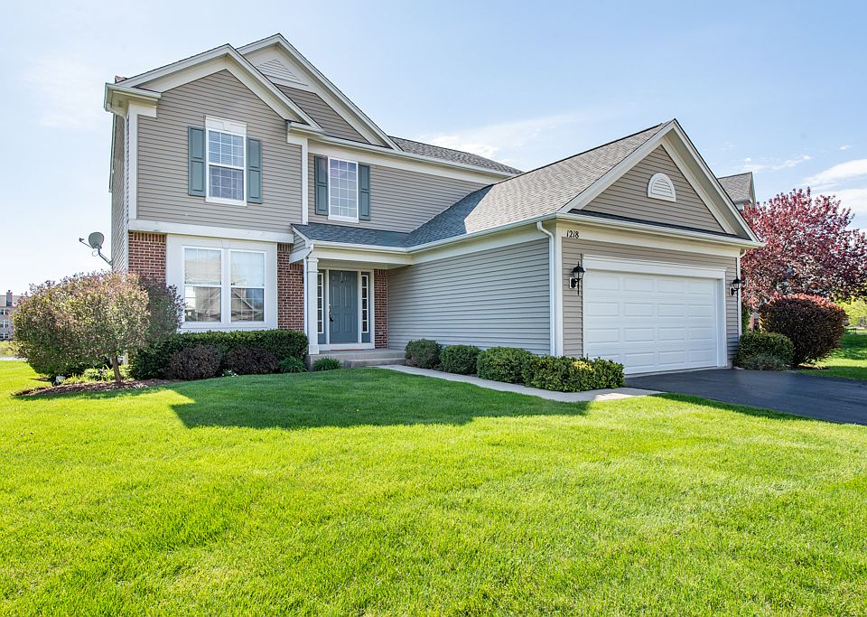 1st image of 1218 Goldfinch Ln