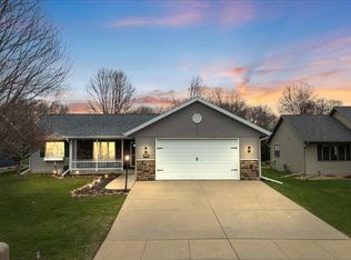 2625 Peachtree Cir, Marshfield, WI 54449