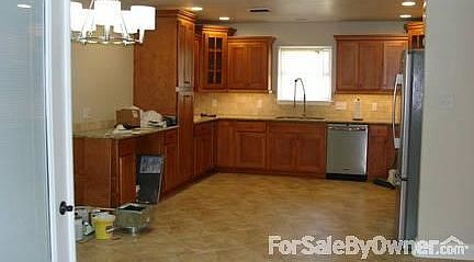 4th image of 203 Belle Helene St