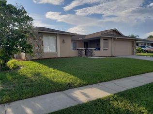 8021 Idlebriar Ln, Port Richey, FL 34668