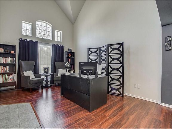 5th image of 4925 Sailwind Dr