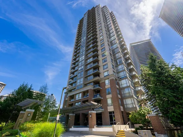 4888 Brentwood Dr #2308, Burnaby, BC V5C 0C6
