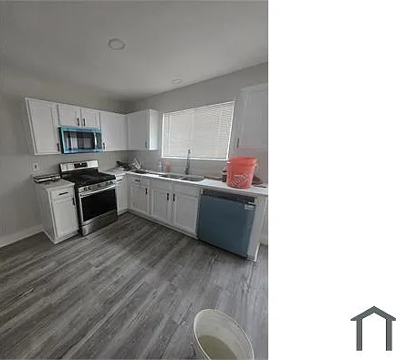 2467 Mallory Ln — Photo 13