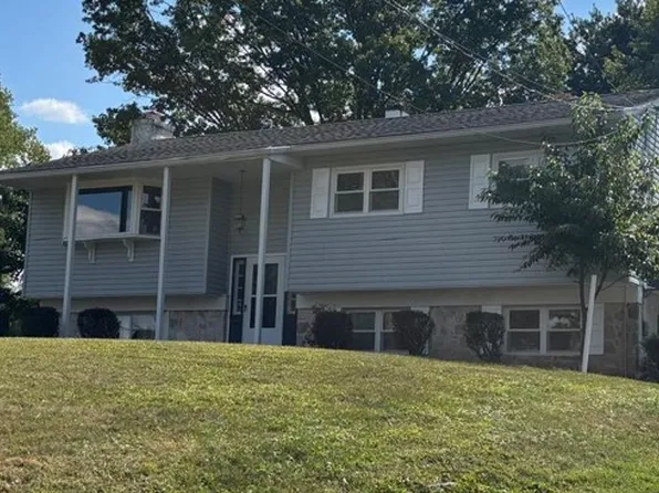 620 W Pothouse Rd, Phoenixville, PA 19460