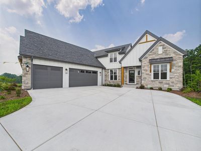 W214N6683 Fairview DRIVE, Menomonee Falls, WI, 53051