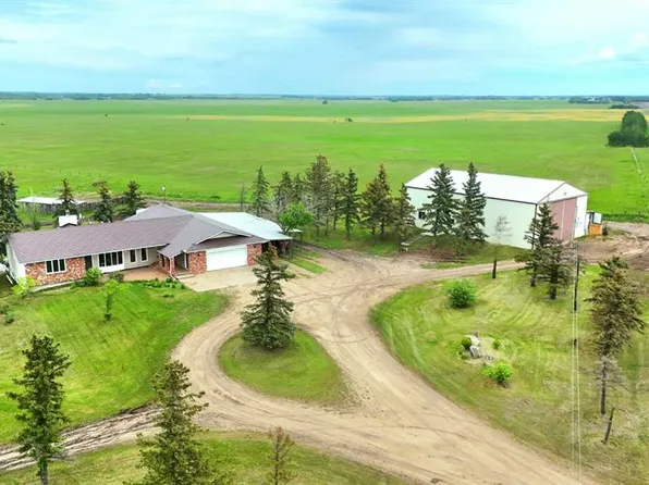 21072 S 474 Township Rural, Camrose County, AB T4V 1X3