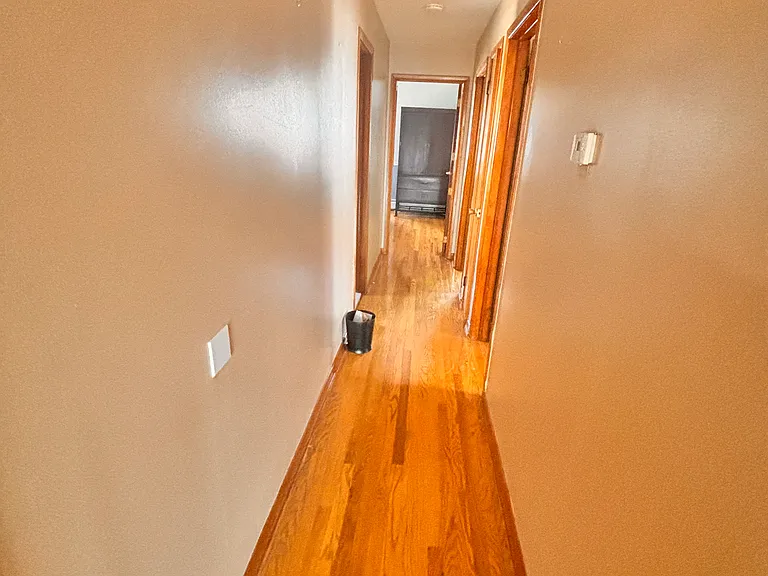 25 Linden St #2 — Photo 8