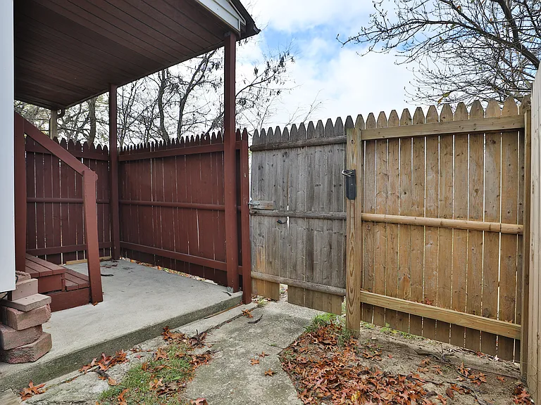 Beulah Rd — Photo 23